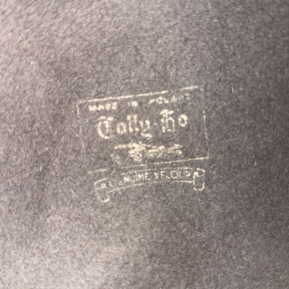 Vintage Tally-Ho Velour Hat - Picture 5 of 11